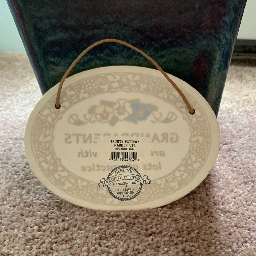 Trinity Pottery Oval Grandparents Plaque - Picture 2 of 5